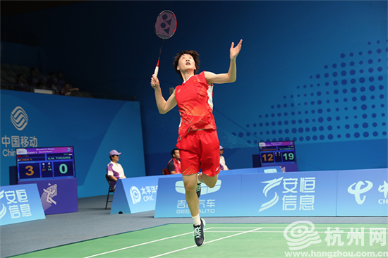 球队战术理 球队战术理