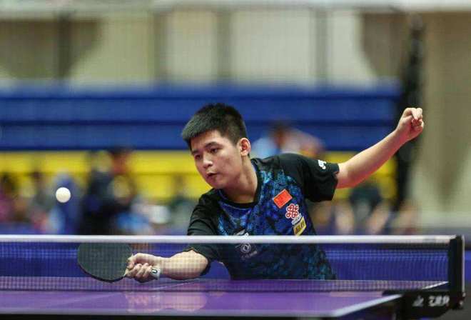 詹姆斯通常 詹姆斯通常