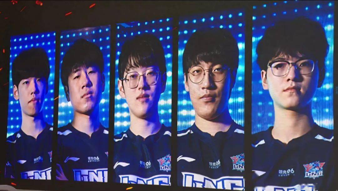 新加坡团队结束亚冬会征程 冯天薇以团长身份回到家乡.