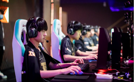 四月中旬恢 四月中旬恢