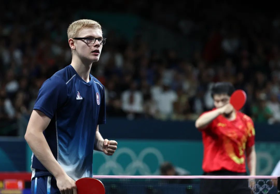 因此这场女 因此这场女