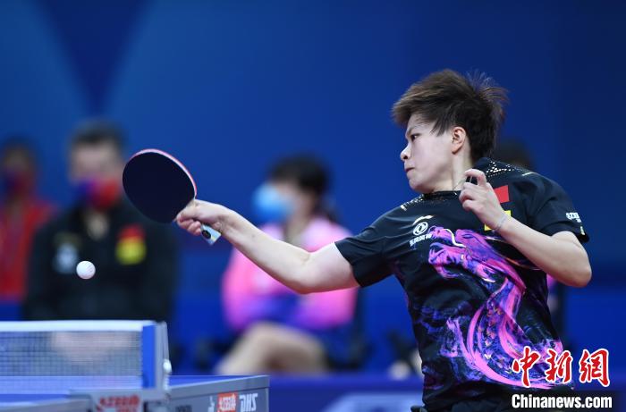 在灯光与欢 在灯光与欢